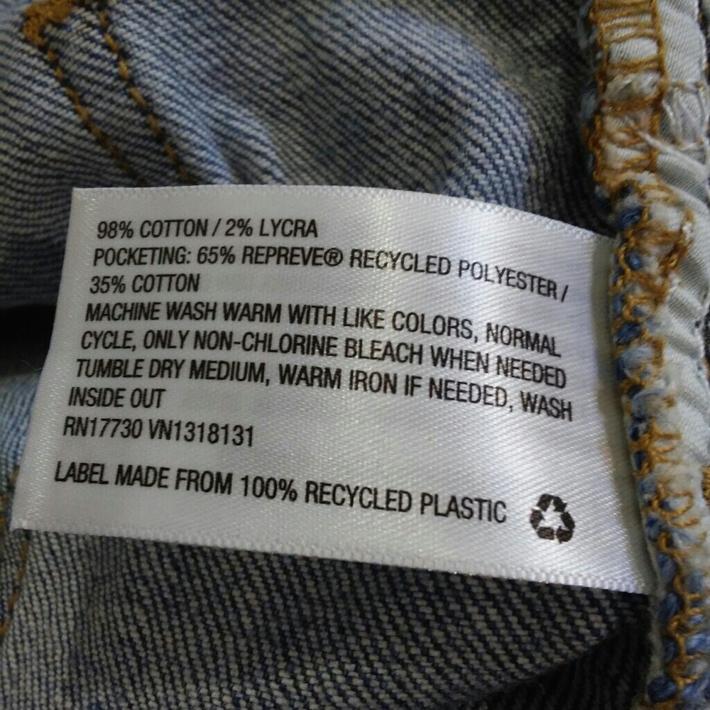 Universal Thread - Picture 3 of 5